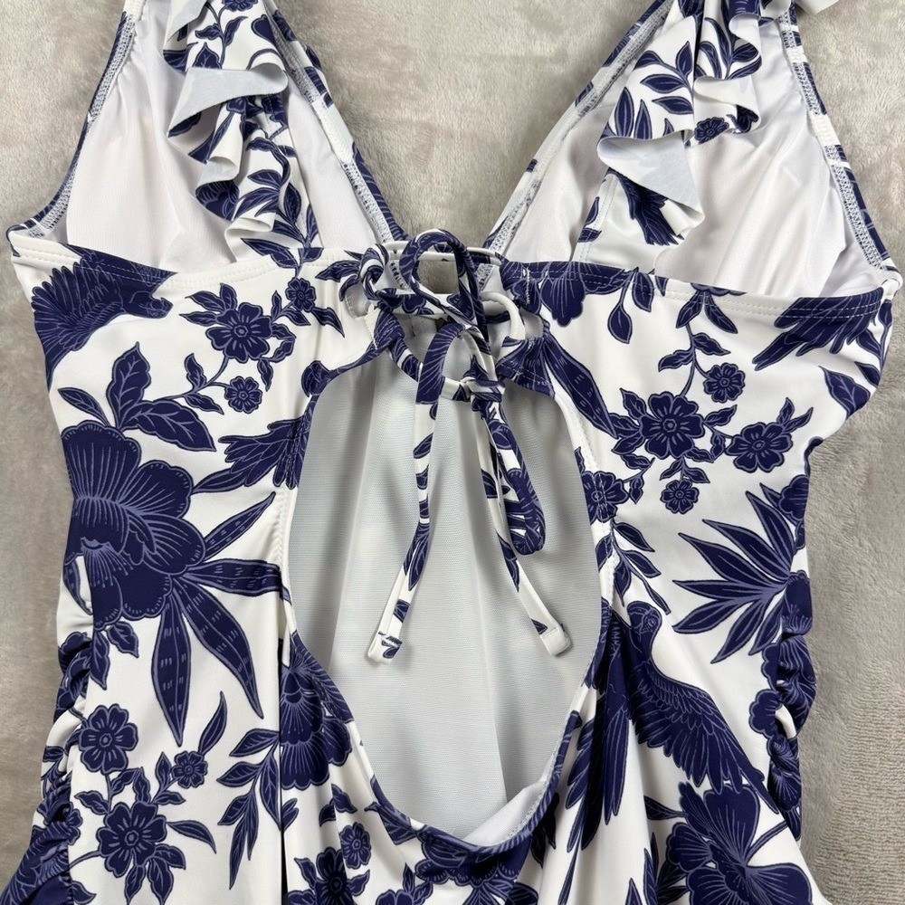Cupshe Blue White Floral One Piece Swimsuit Small Ruffle V Neck Lace Up Back - Picture 5 of 9